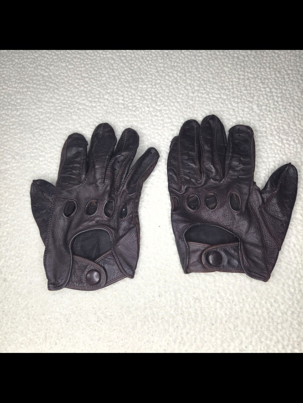 Coach Men's Brown Leather Driving Gloves - Classic Style Size Medium